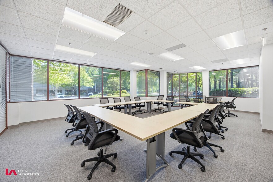 More Photos Of 1000 Cobb Place Blvd, Kennesaw Light Distribution For Lease