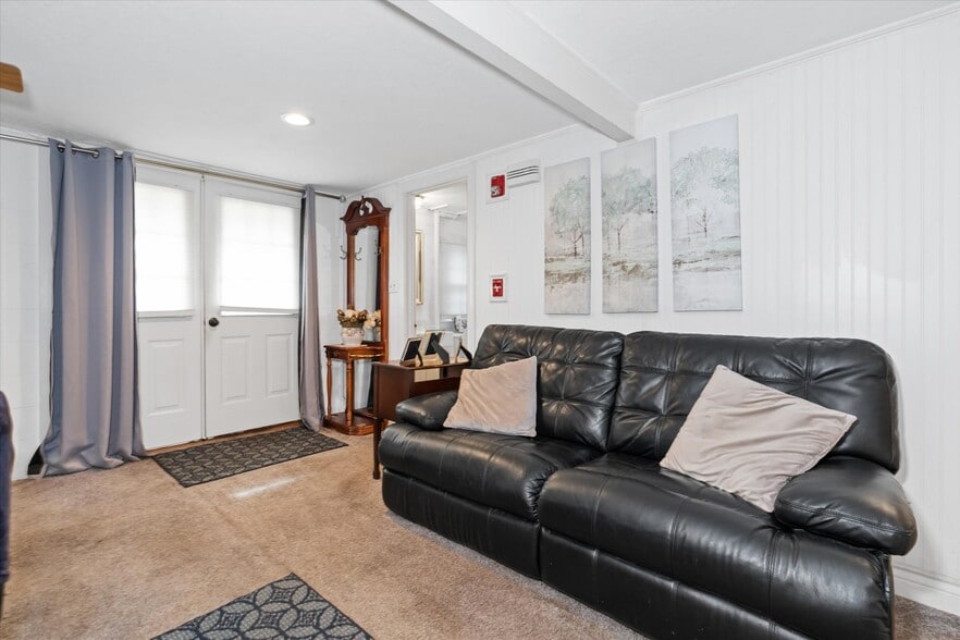 More Photos Of 300 Bohemia Ave, Chesapeake City Hospitality For Sale