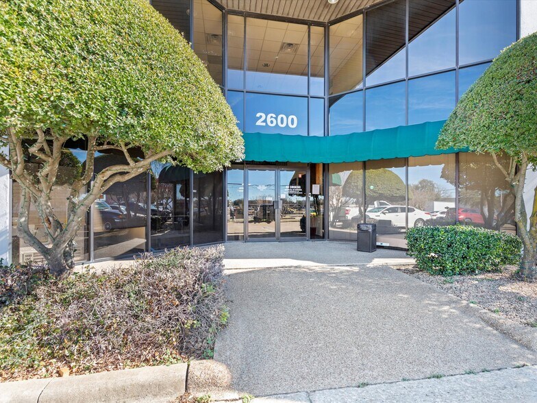 More Photos Of 2600 K Ave, Plano Office For Lease