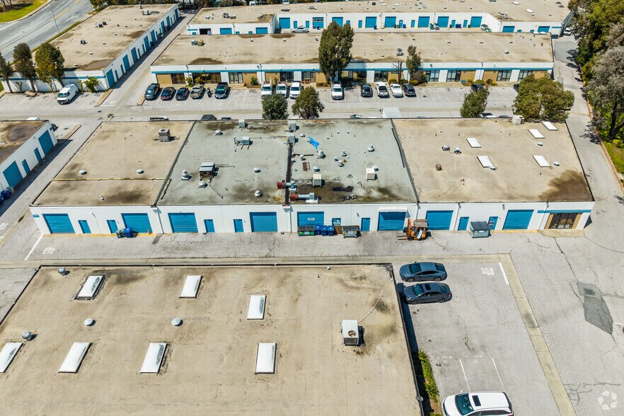 More Photos Of 200 Valley Dr, Brisbane Light Distribution For Lease