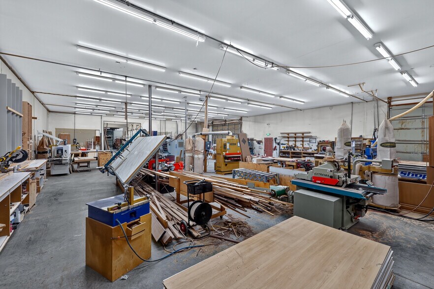 More Photos Of 1612 S Campbell St, Spokane Warehouse For Sale