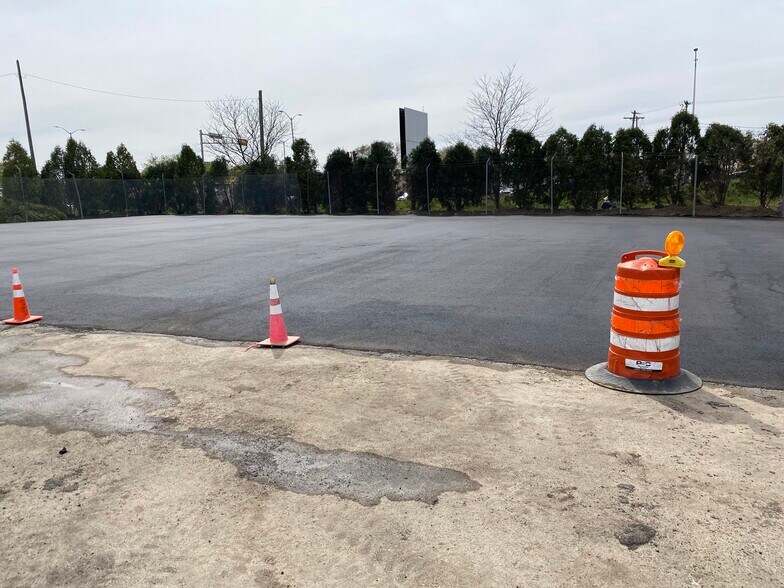 More Photos Of 6000 N 76th St, Milwaukee Land For Lease