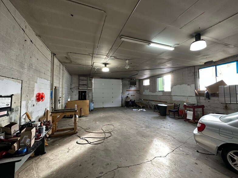 More Photos Of 5700 W Alameda Ave, Denver Auto Repair For Sale