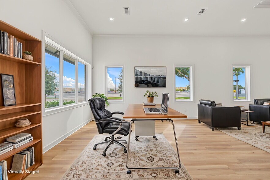 More Photos Of 8503 Union Chappel Rd, Fulshear Office For Sale