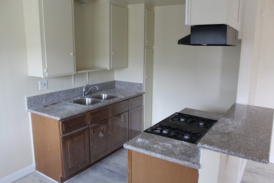 More Photos Of 1414-1446 E Citrus St, San Bernardino Apartments For Sale