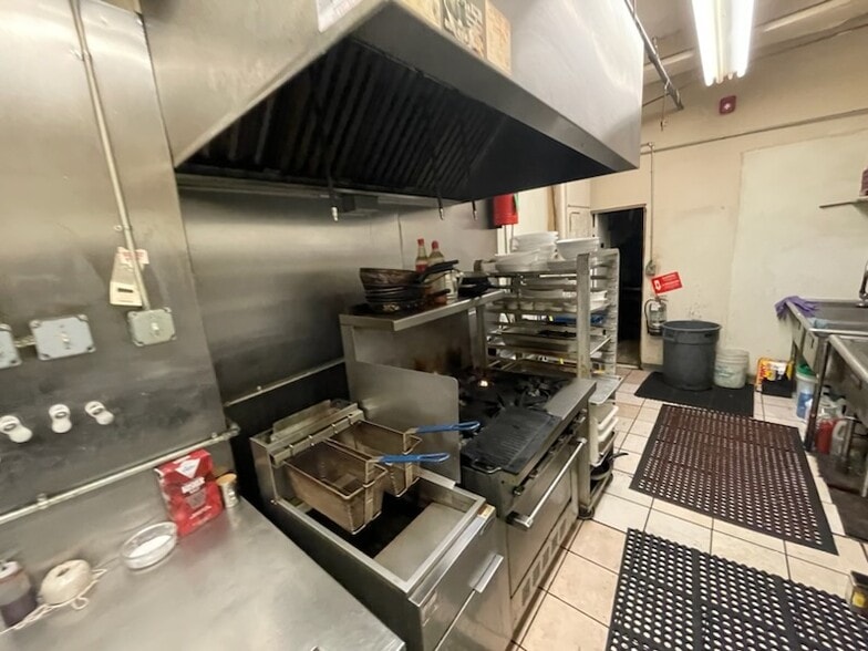 More Photos Of 180 Bloomfield Ave, Montclair Office Residential For Lease