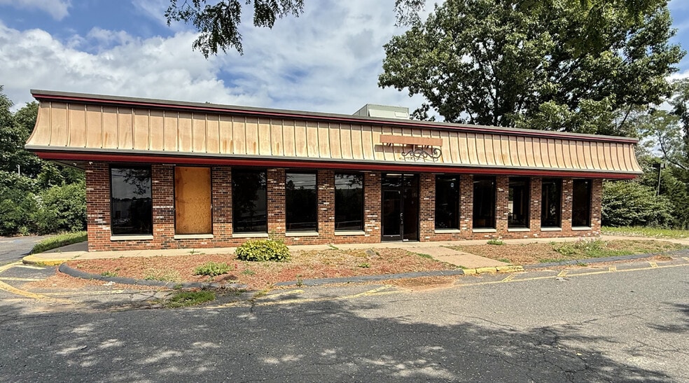 More Photos Of 331 South Rd, West Hartford Restaurant For Sale