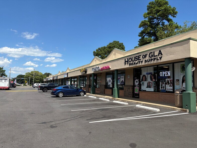 Primary Photo Of 6581 Tidewater Dr, Norfolk Unknown For Lease