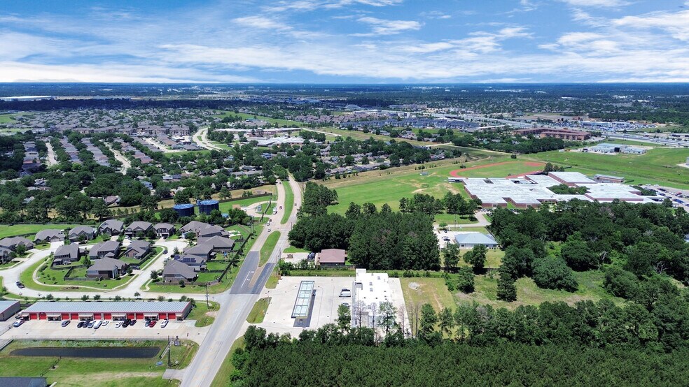 More Photos Of 18220 N Eldridge Pky, Tomball Convenience Store For Lease