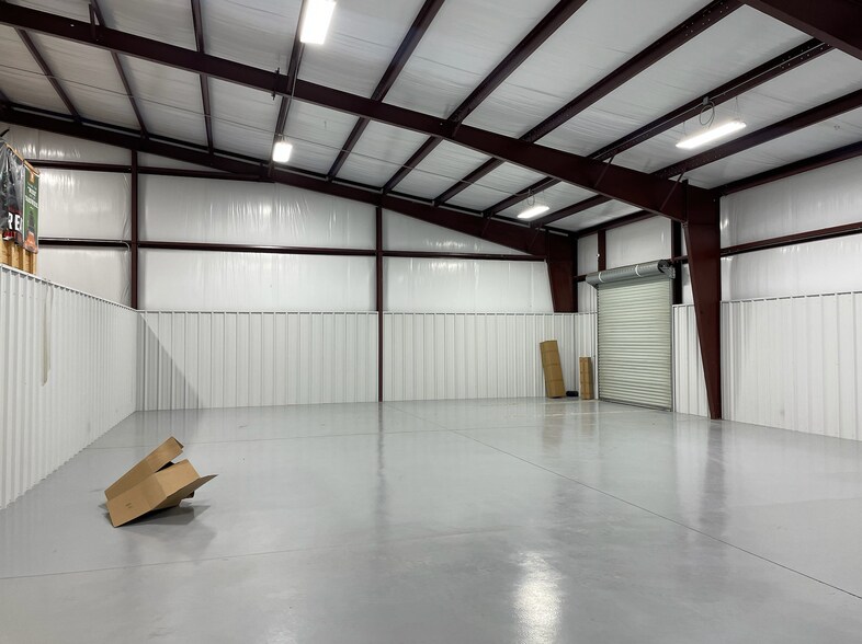 More Photos Of 101 Old Dairy Rd, Ailey Warehouse For Sale