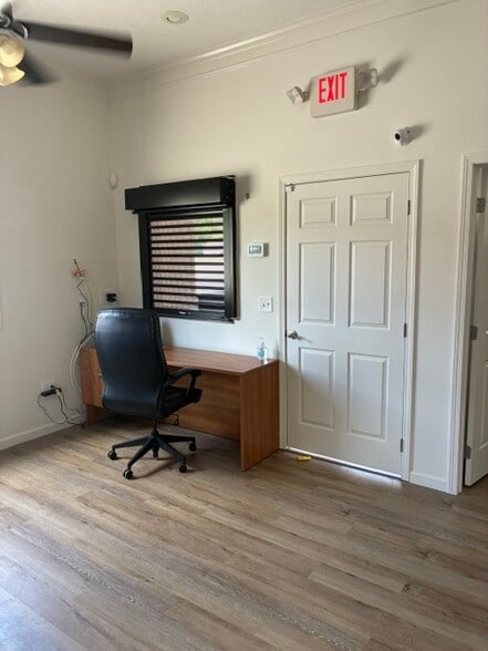 More Photos Of 1201 Highway 19E, Elizabethton Storefront Retail Office For Sale