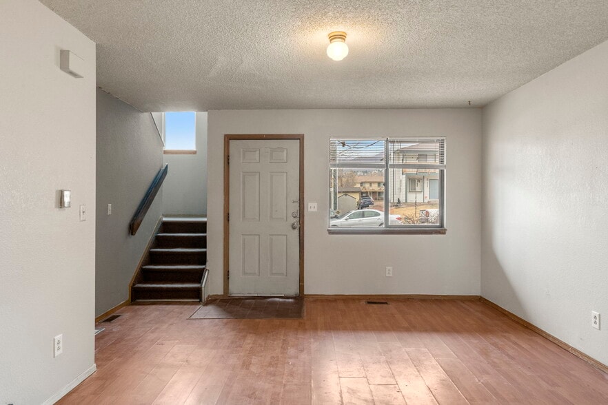 More Photos Of 2305 Split Rock Dr, Colorado Springs Apartments For Sale