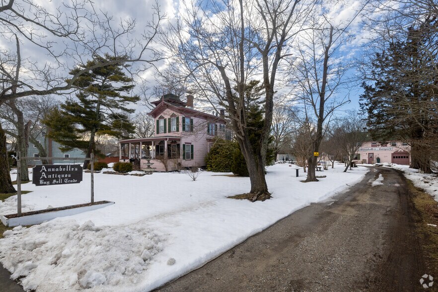 Primary Photo Of 449 Montauk Hwy, East Moriches Freestanding For Sale