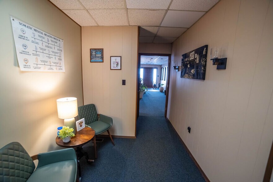 More Photos Of 811 Monroe St, Stroudsburg Office Residential For Lease