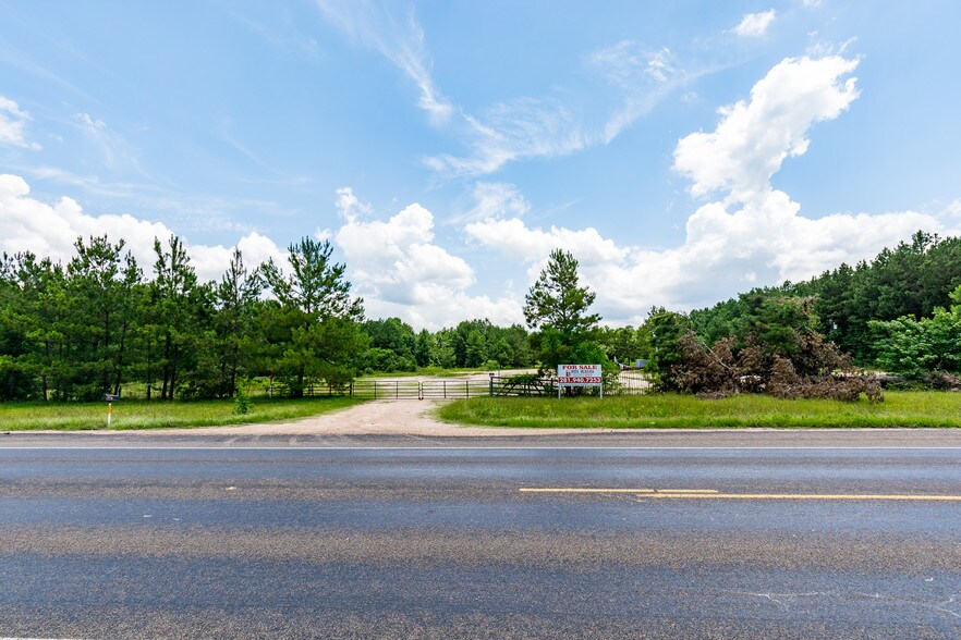 More Photos Of 25678 W Hwy 105, Cleveland Land For Sale