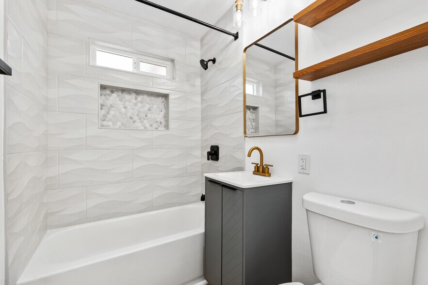 More Photos Of 540 F St, Chula Vista Apartments For Sale