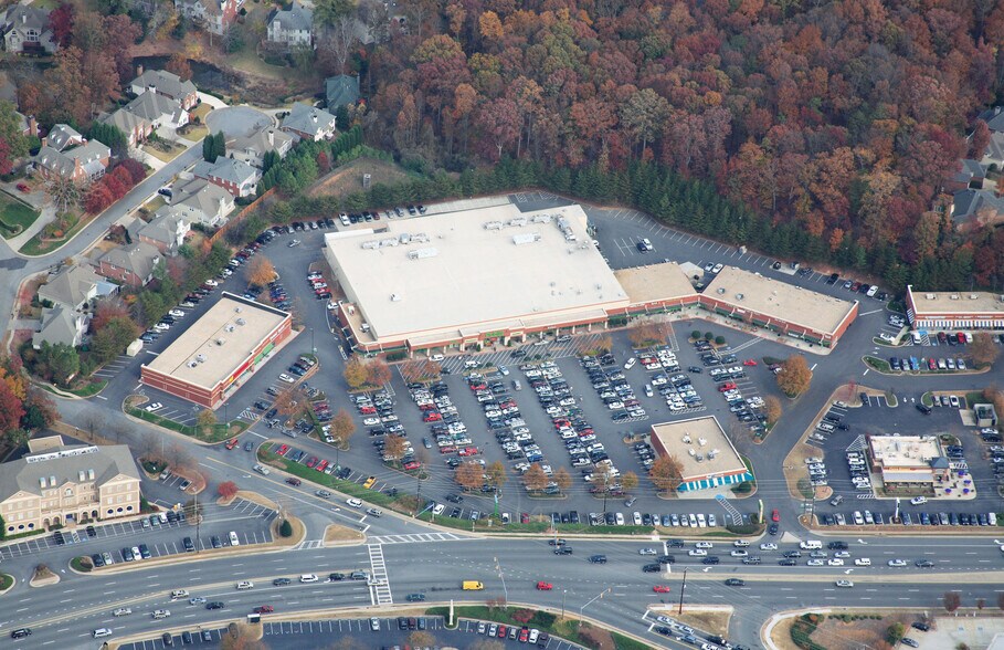 More Photos Of 1100 Johnson Ferry Rd, Marietta Unknown For Lease