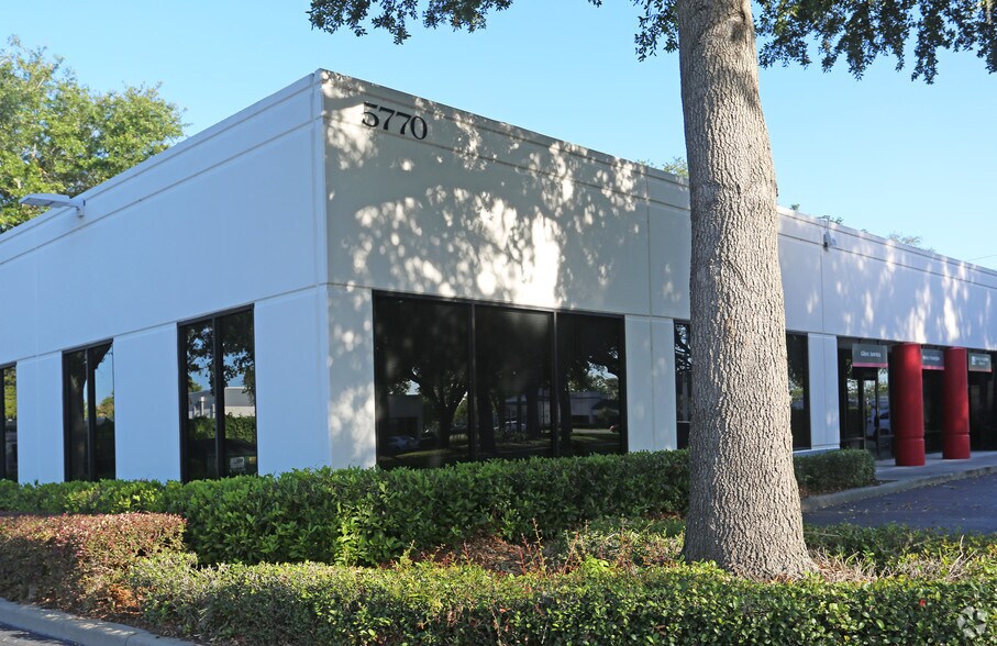 More Photos Of 5770 Hoffner Ave, Orlando Office For Lease