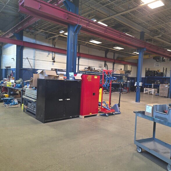 More Photos Of 30 Gando Dr, New Haven Industrial For Lease