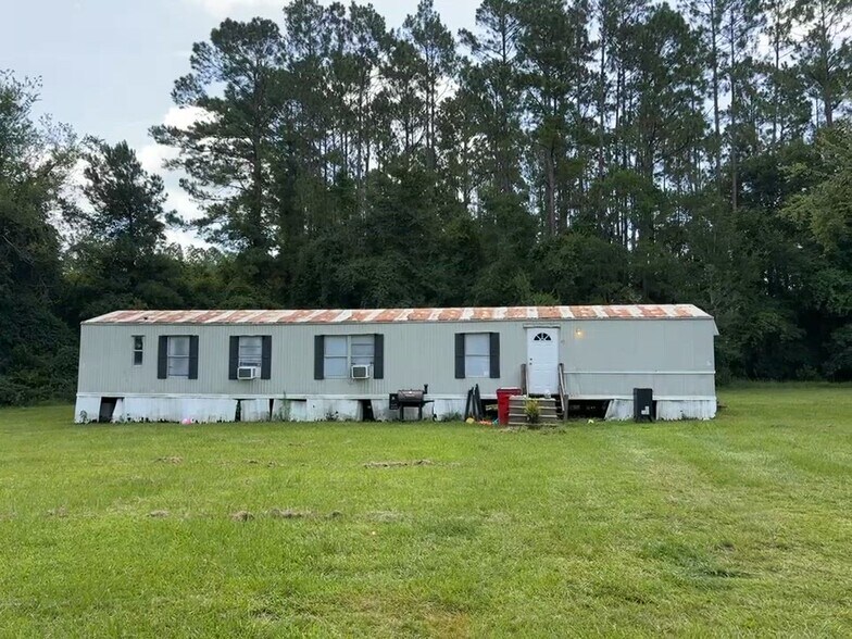 More Photos Of 53 Tranquil Ln, Waynesville Manufactured Housing Mobile Home Park For Sale
