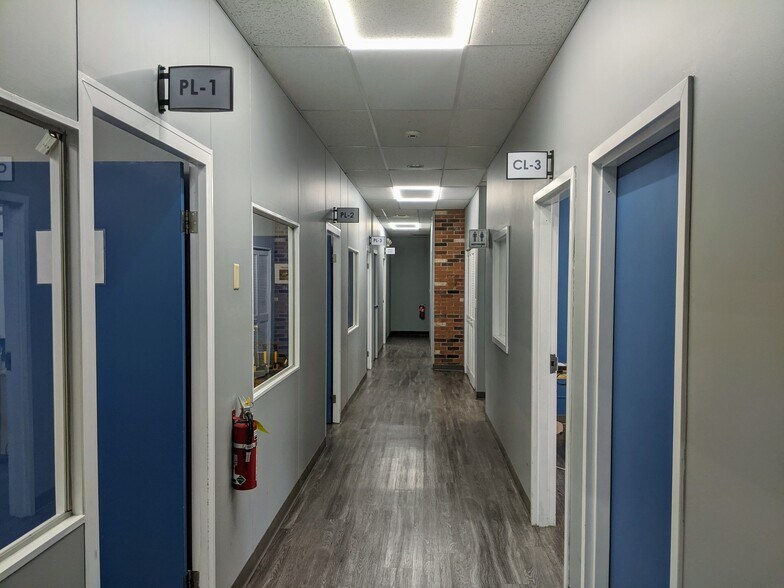 More Photos Of 437 Fern St, Jackson Office For Lease