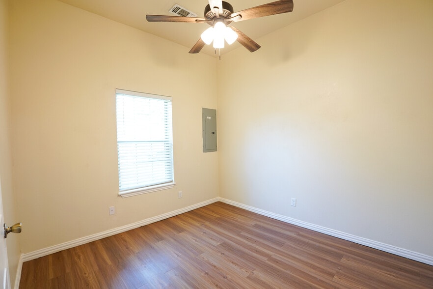 More Photos Of 1101 Cates St, Bridgeport Multifamily For Sale