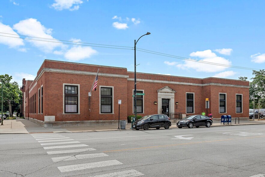 More Photos Of Cottage Grove, Chicago Land For Sale