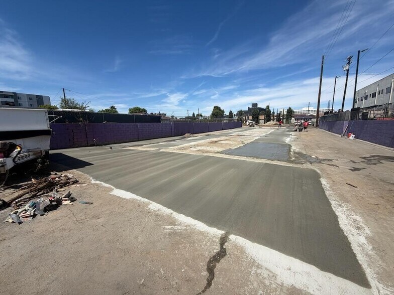 More Photos Of 951 W 223rd St, Torrance Land For Lease