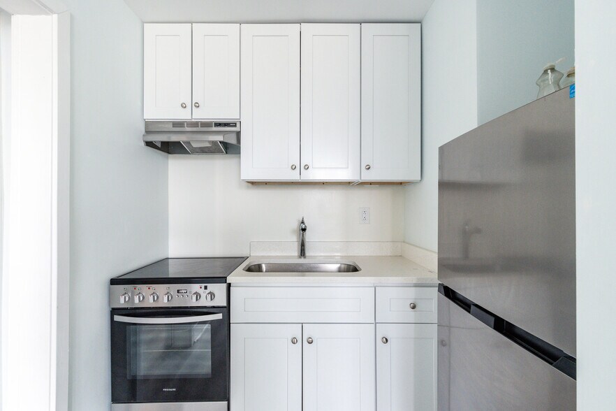 More Photos Of 4725 Chester Ave, Philadelphia Apartments For Sale