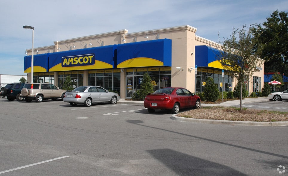 More Photos Of 7501 E Colonial Dr, Orlando General Retail For Lease