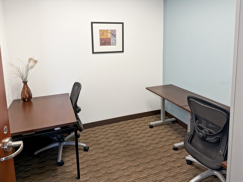 More Photos Of 9205 W Russell Rd, Las Vegas Coworking Space