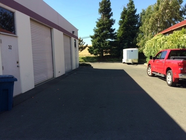 More Photos Of 4740 E 2nd St, Benicia Light Manufacturing For Lease