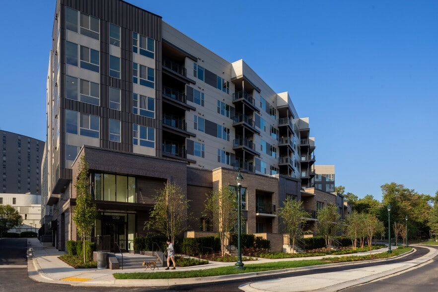 More Photos Of 1260 Spring St, Silver Spring Apartments For Lease