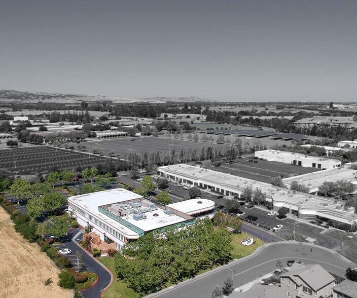 More Photos Of 220 Campus Ln, Fairfield Medical For Lease