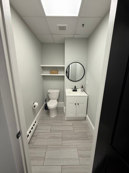 More Photos Of 83-85 Washington St, Norwalk Loft Creative Space For Sale