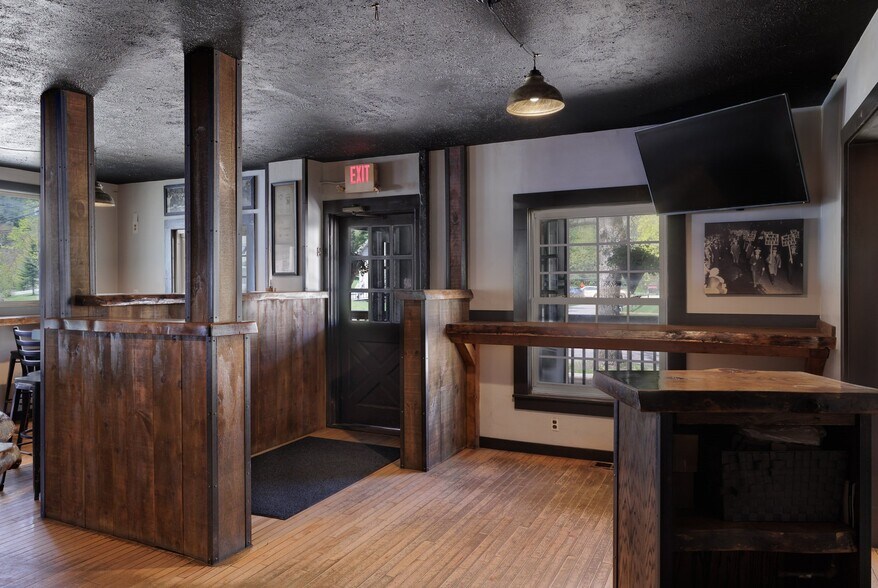 More Photos Of 5351 Main St, Waitsfield Restaurant For Sale