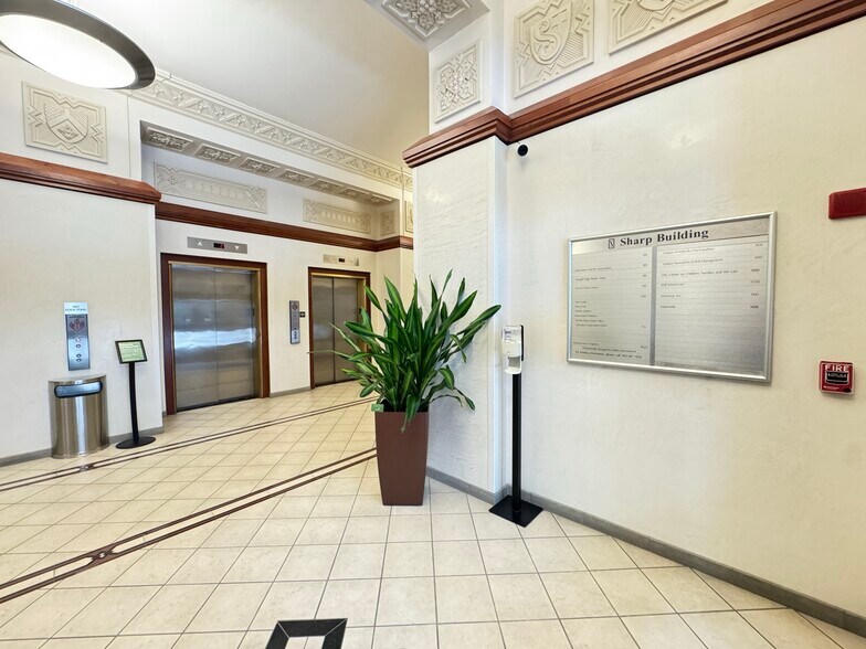 More Photos Of 206 S 13th St, Lincoln Office For Sale