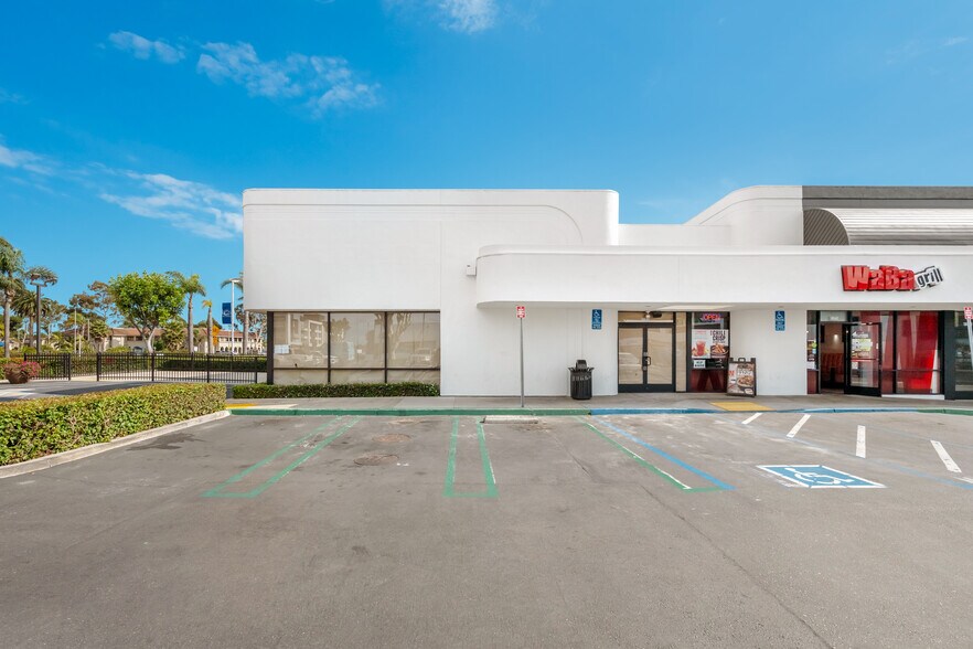 More Photos Of 18581-18631 Beach Blvd, Huntington Beach Unknown For Lease