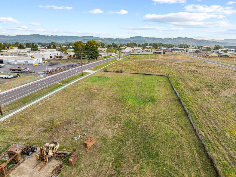 More Photos Of 1345 Beech St, Longview Warehouse For Sale