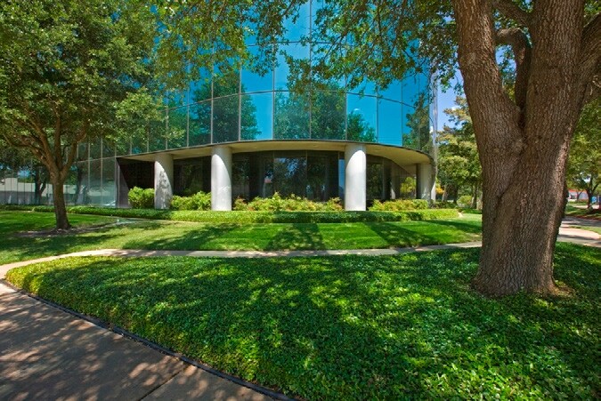 More Photos Of 1880 Dairy Ashford Rd, Houston Office For Lease