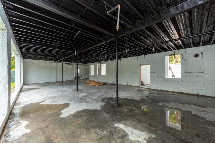 More Photos Of 4900 NE 2nd Ave, Miami Freestanding For Lease