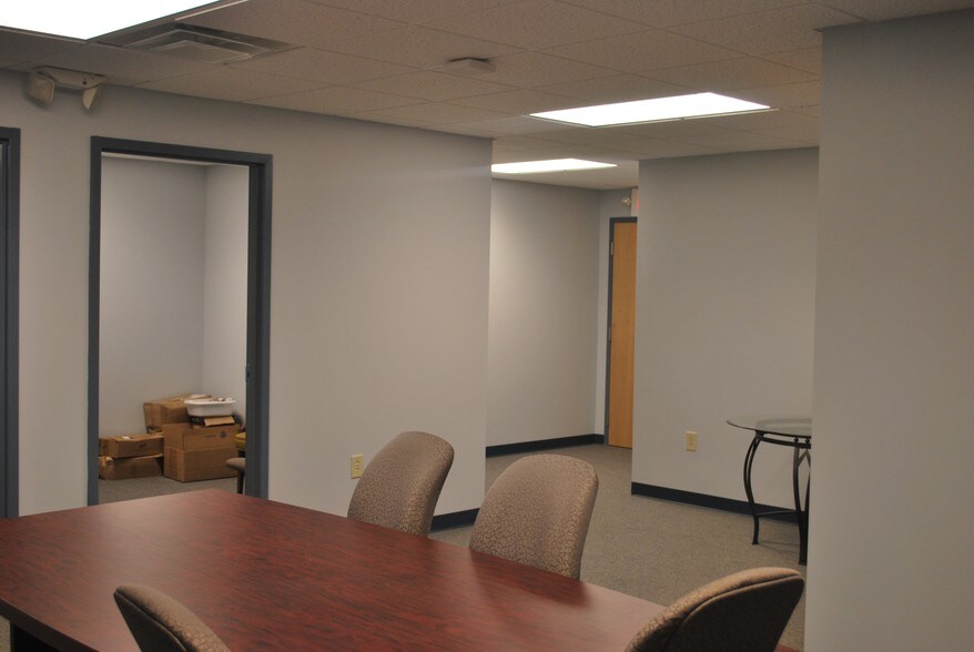 More Photos Of 5720 Creedmoor Rd, Raleigh Medical For Sale