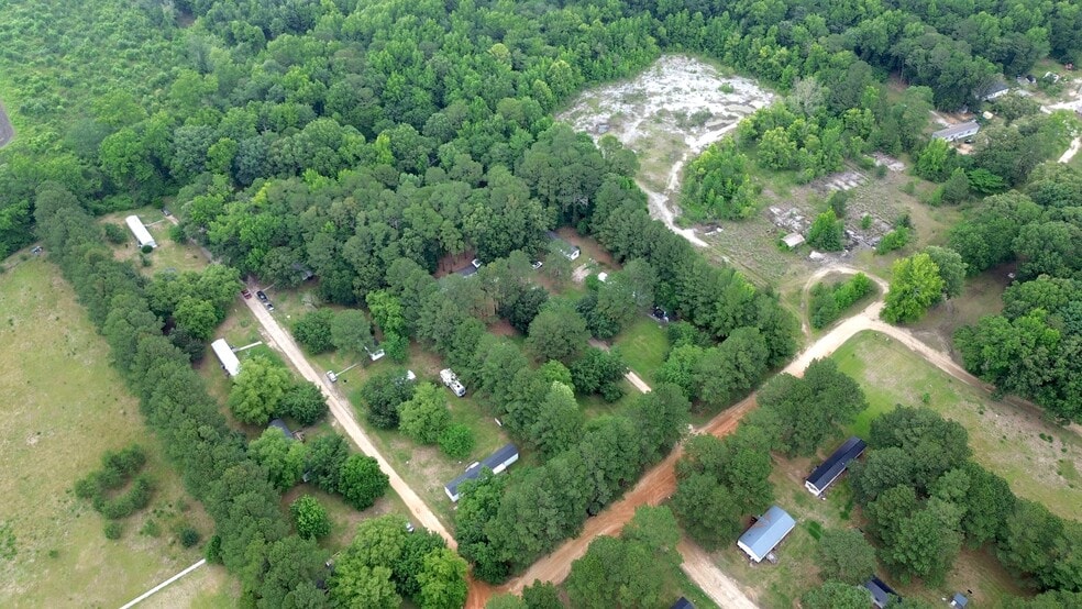 More Photos Of 106 Valencia Ave, Goldsboro Manufactured Housing Mobile Home Park For Sale