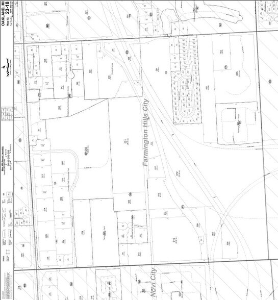 More Photos Of 38505 Country Club Dr, Farmington Hills Office For Lease