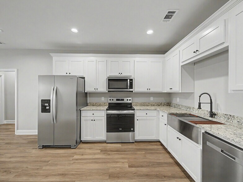 More Photos Of 515 Birch St, Adel Apartments For Sale