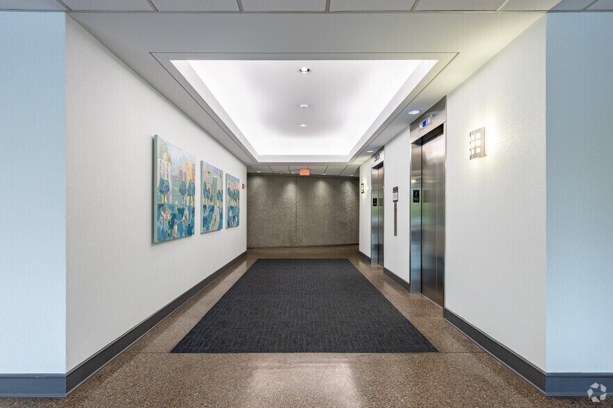 More Photos Of 180 Interstate N Pky SE, Atlanta Office For Lease