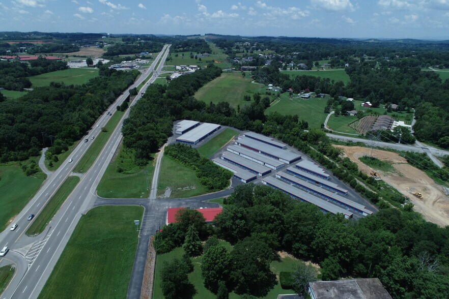 More Photos Of 1915 W Lamar Alexander Pky, Maryville Self Storage For Sale