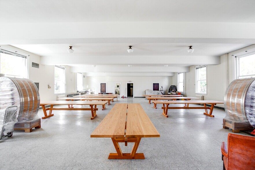 More Photos Of 520 N 25th St, Richmond Lodge Meeting Hall For Lease