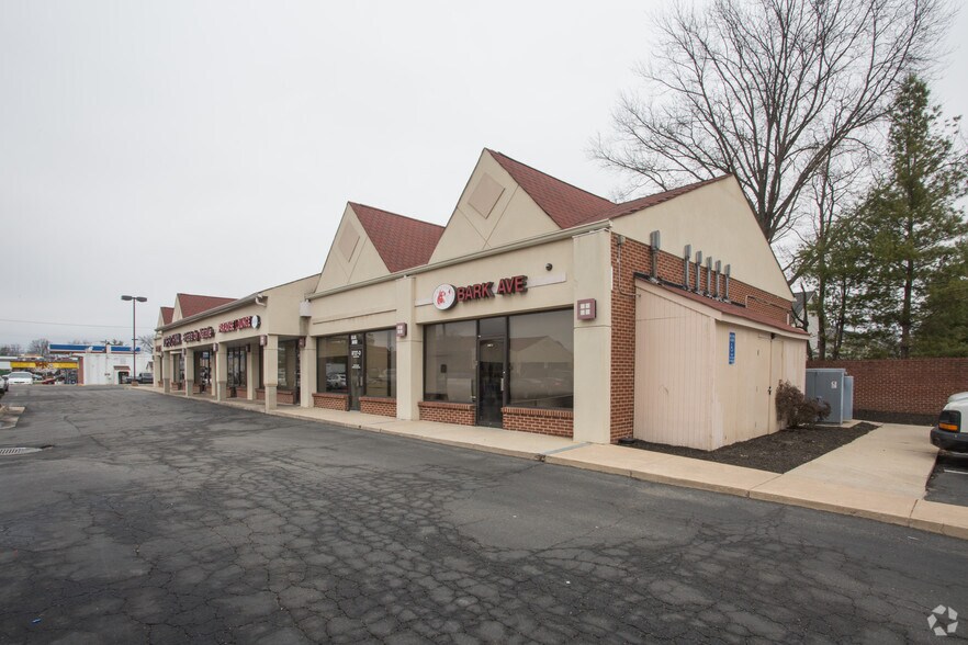 More Photos Of 8723 Richmond Hwy, Alexandria Unknown For Lease