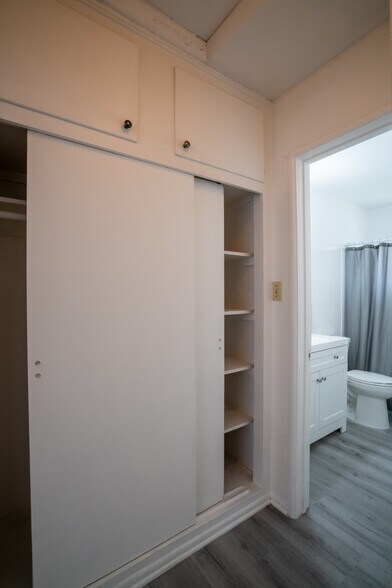 More Photos Of 1118-1124 N Mayfair Ave, Anaheim Apartments For Sale